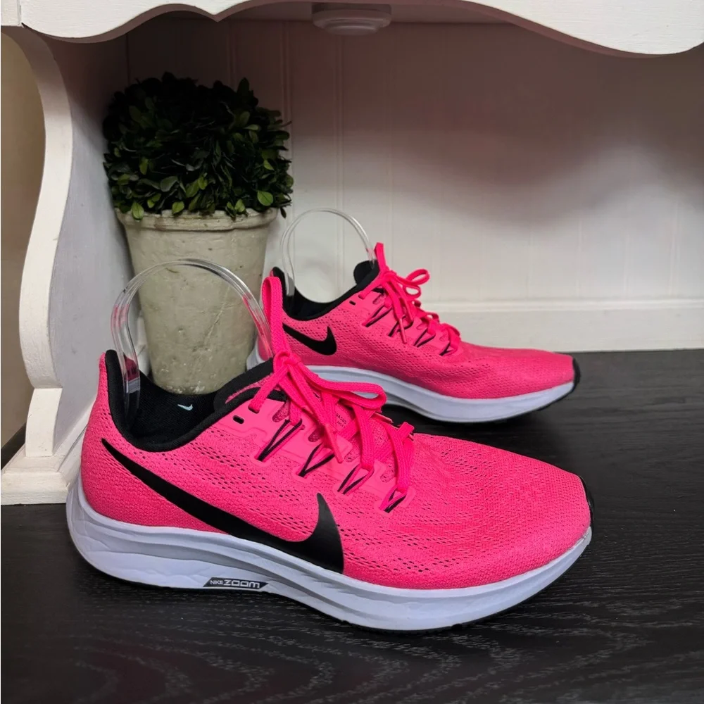 Nike Air Zoom Pegasus 36 Womens Size 8.5 US Hyper Pink Running Shoes AQ2210-600 - Picture 3 of 11